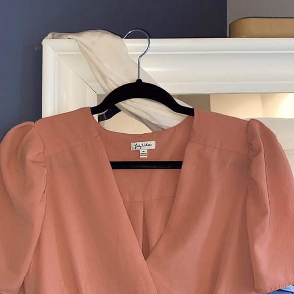 Peach Blouse - Picture 2 of 3